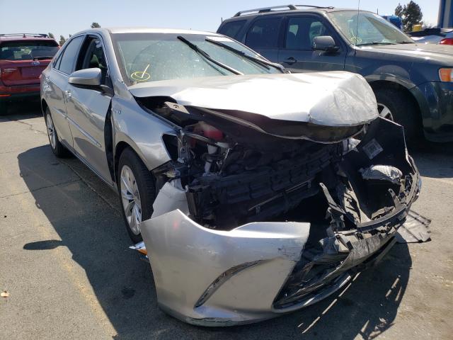 Toyota Camry hybr (2015)