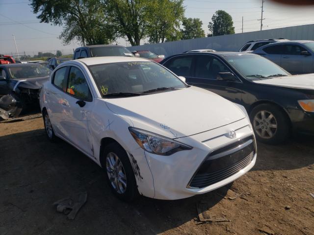 Toyota Scion ia (2016)
