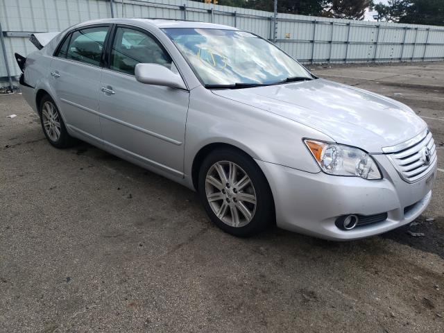 Toyota Avalon xl (2010)