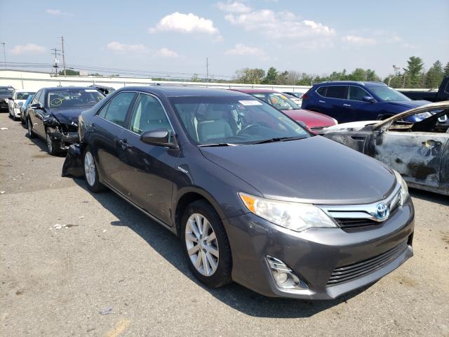 Toyota Camry hybr (2012)