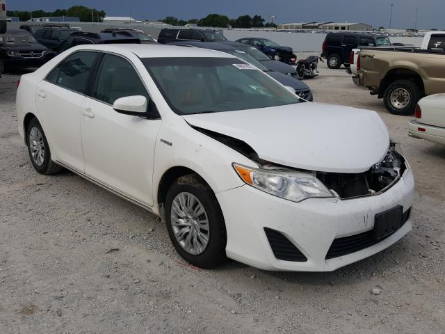 Toyota Camry hybr (2013)