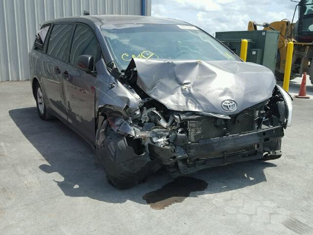 Toyota Sienna (2013)