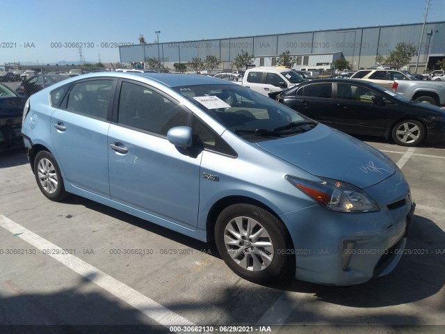 Toyota Prius plug-in (2014)