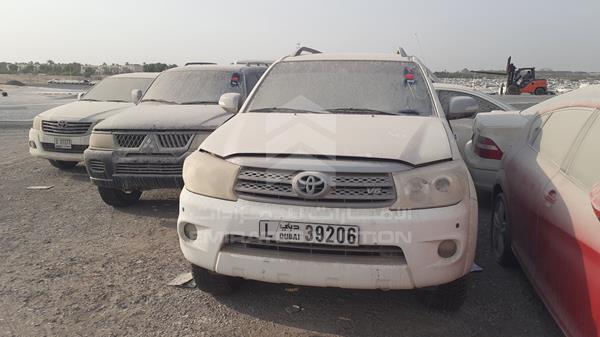 Toyota Fortuner (2010)