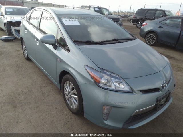 Toyota Prius plug-in (2015)
