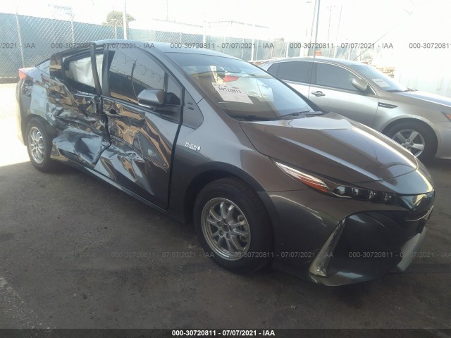 Toyota Prius prime (2021)