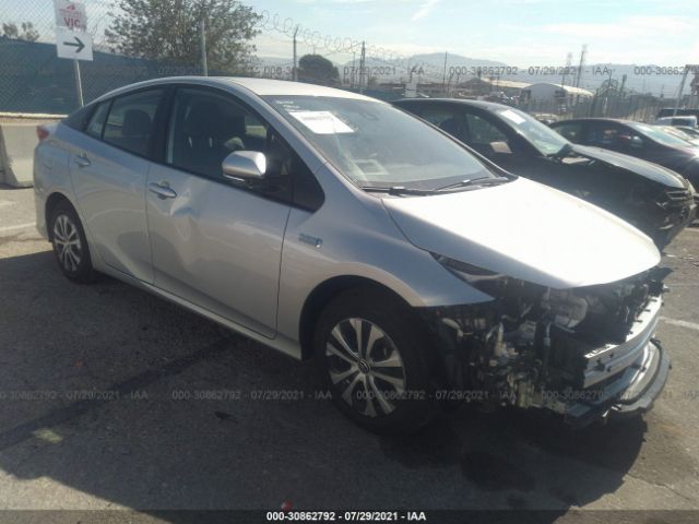 Toyota Prius prime (2021)