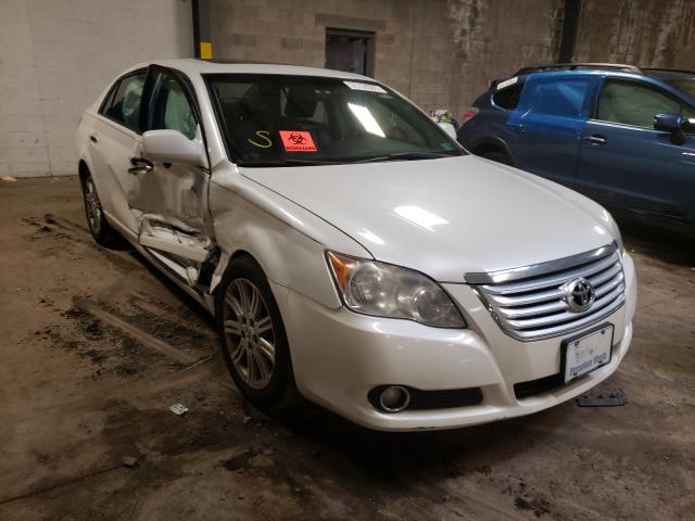 Toyota Avalon xl (2010)