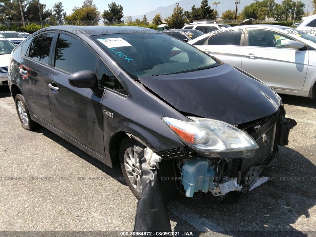 Toyota Prius plug-in (2013)