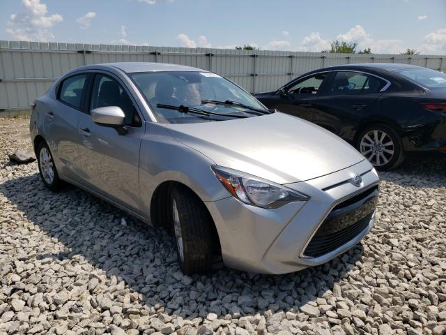 Toyota Scion ia (2016)