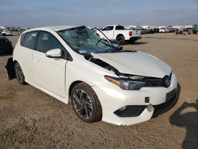 Toyota Scion im (2016)