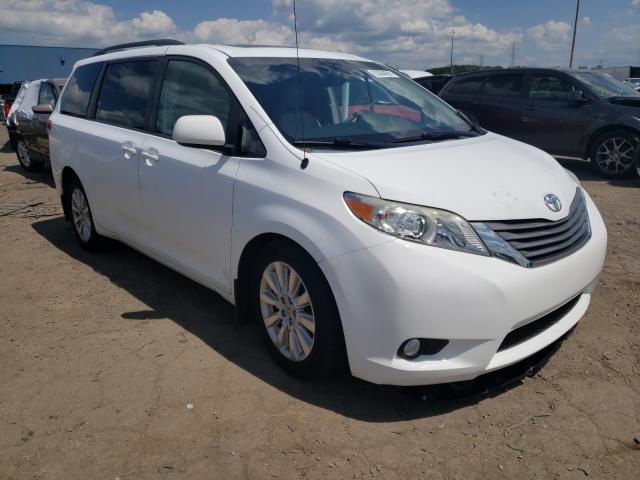 Toyota Sienna xle (2011)