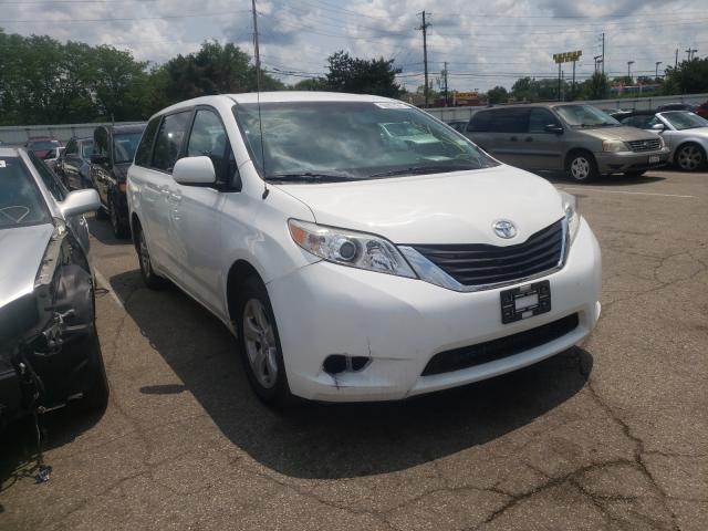 Toyota Sienna bas (2012)