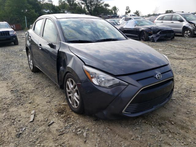 Toyota Scion ia (2016)