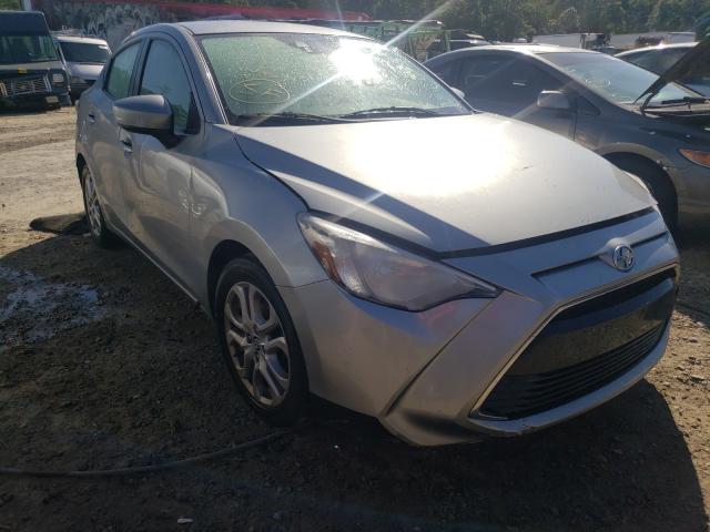 Toyota Scion ia (2016)