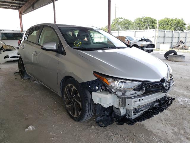 Toyota Scion im (2016)