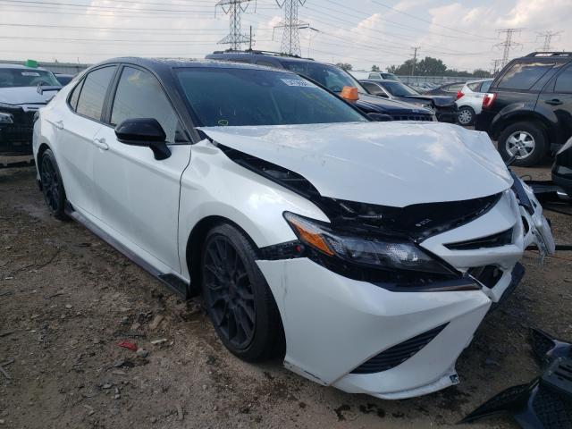 Toyota Camry trd (2020)