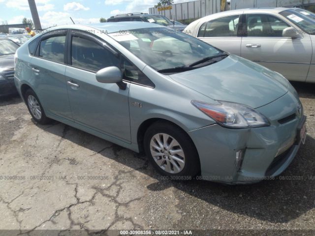 Toyota Prius plug-in (2013)