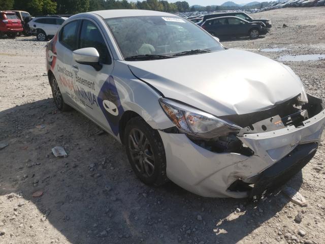 Toyota Yaris l (2020)