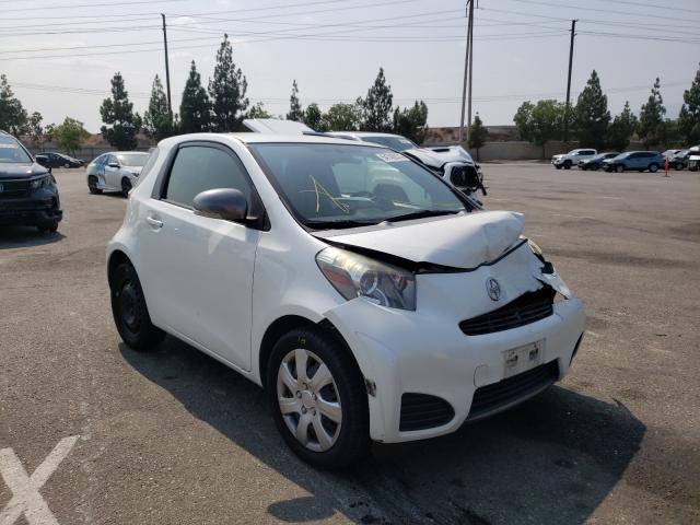 Toyota Scion iq (2013)