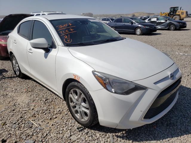 Toyota Scion ia (2016)