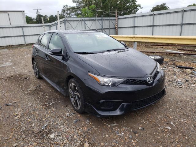 Toyota Scion im (2016)