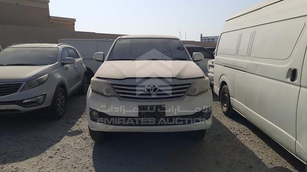 Toyota Fortuner (2013)