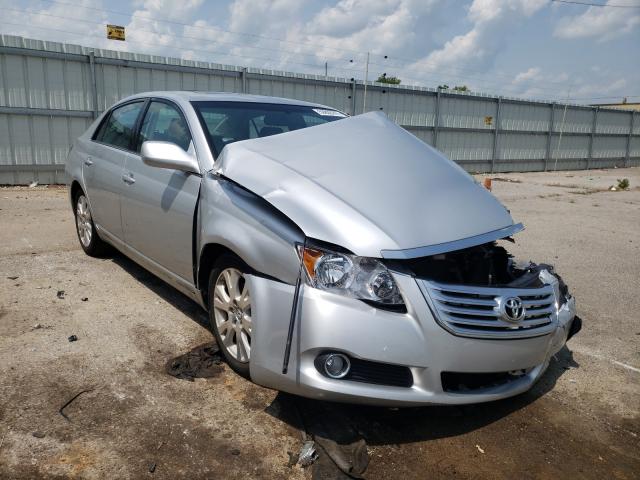 Toyota Avalon xl (2010)