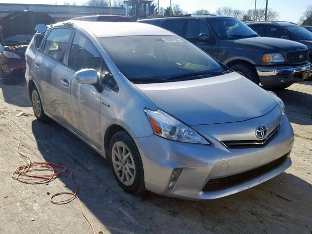 Toyota Prius v (2014)