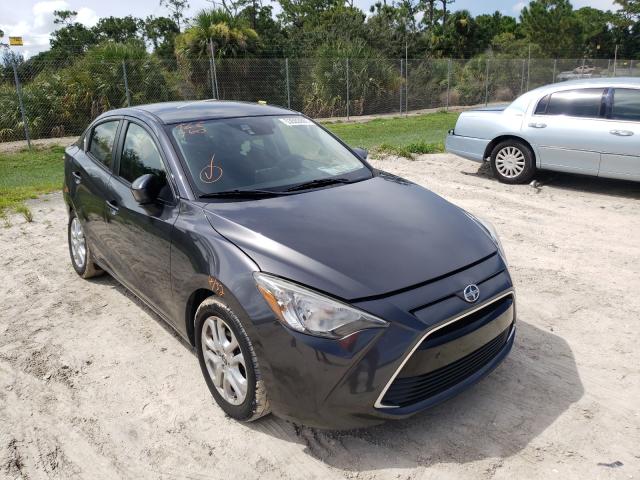 Toyota Scion ia (2016)
