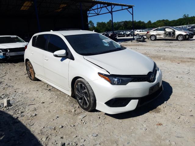 Toyota Scion im (2016)