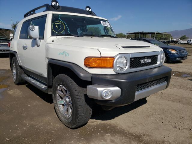 Toyota Fj cruiser (2014)