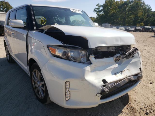 Toyota Scion xb (2014)