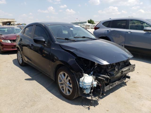 Toyota Scion ia (2016)