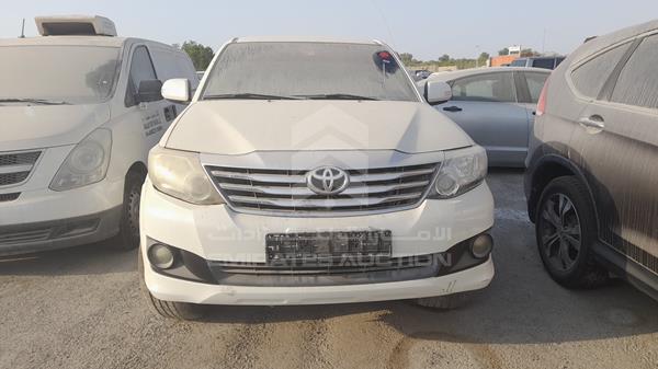 Toyota Fortuner (2012)