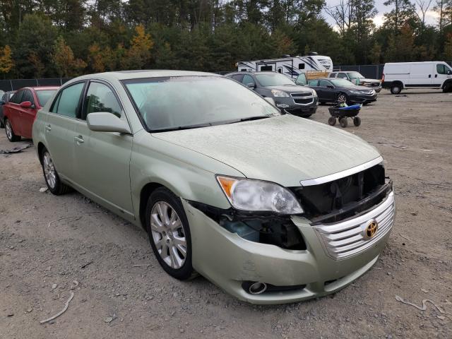 Toyota Avalon xl (2010)