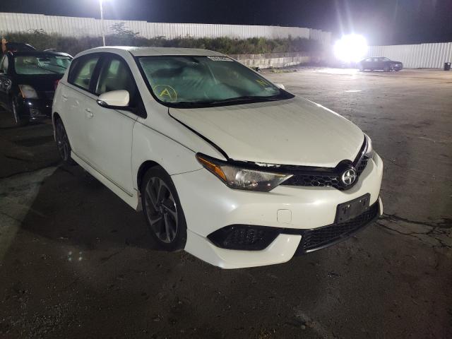 Toyota Scion im (2016)