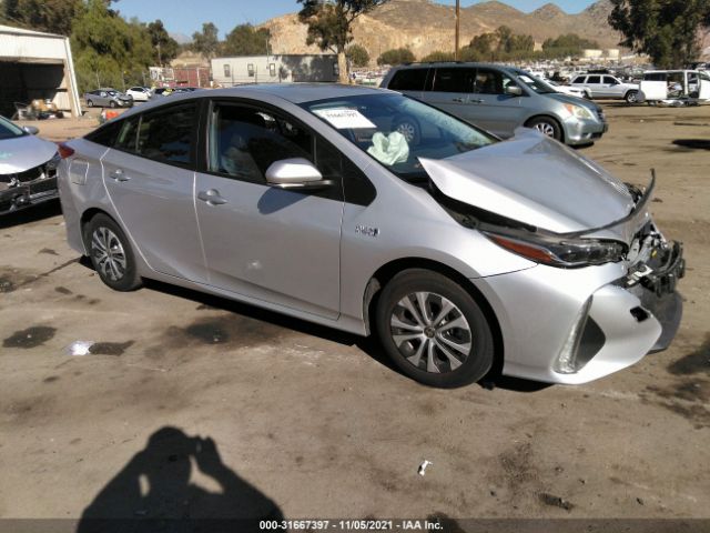 Toyota Prius prime (2021)