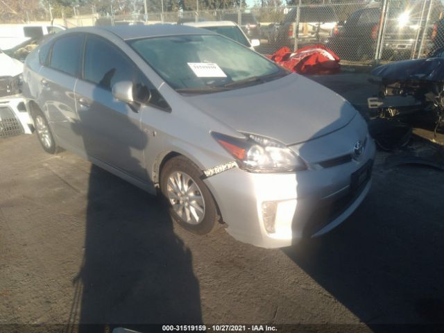 Toyota Prius plug-in (2015)