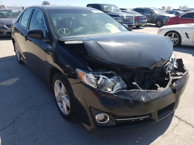 Toyota Camry l-se (2014)