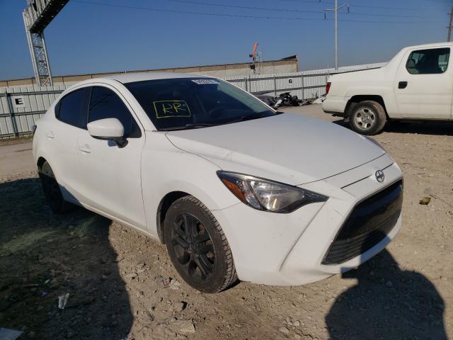 Toyota Scion ia (2016)