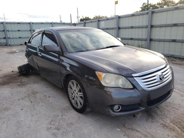 Toyota Avalon xl (2010)