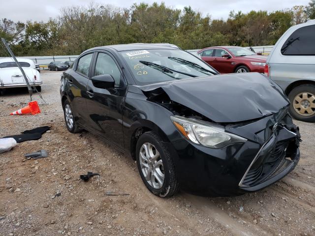 Toyota Scion ia (2016)