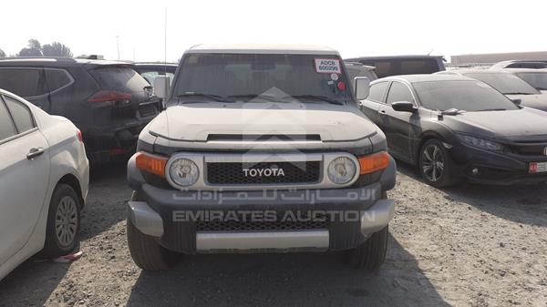 Toyota Fj cruiser (2013)