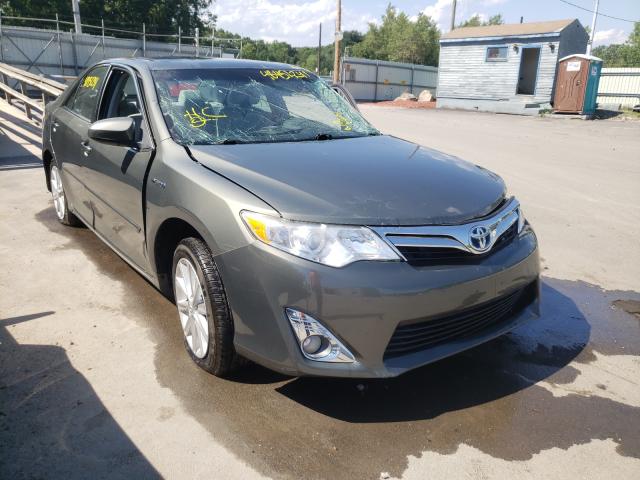 Toyota Camry hybr (2014)