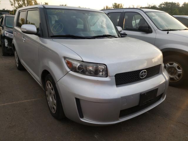 Toyota Scion xb (2010)