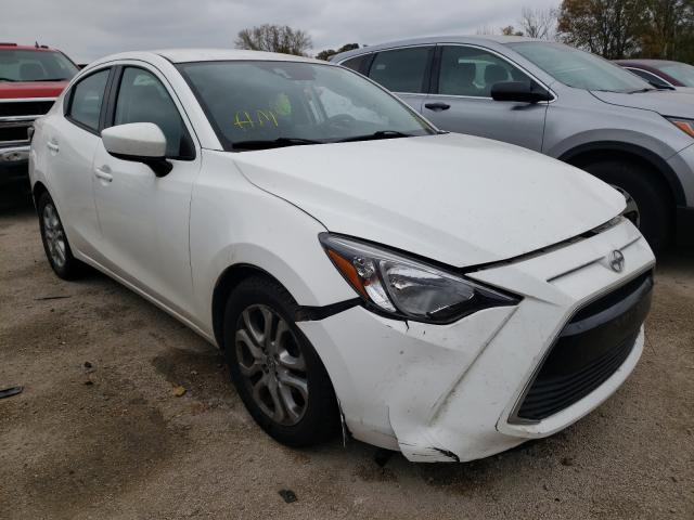 Toyota Scion ia (2016)