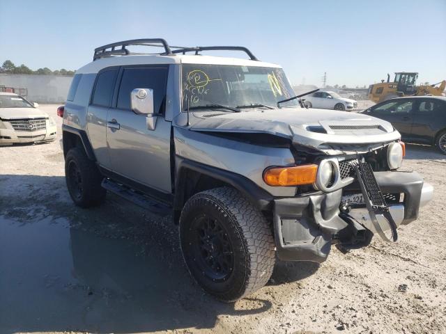 Toyota Fj cruiser (2011)