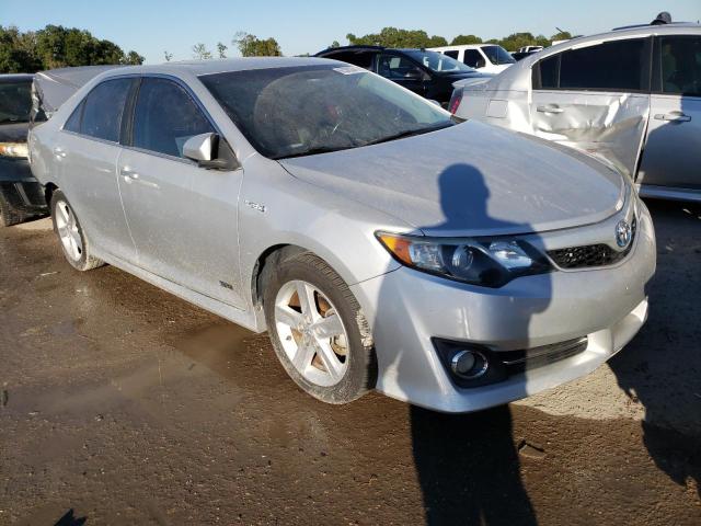 Toyota Camry hybr (2014)