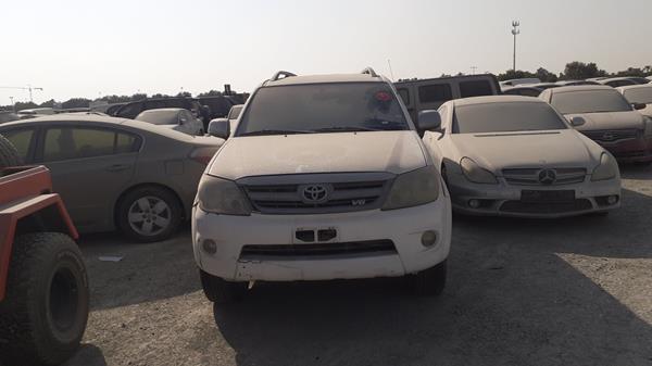 Toyota Fortuner (2007)